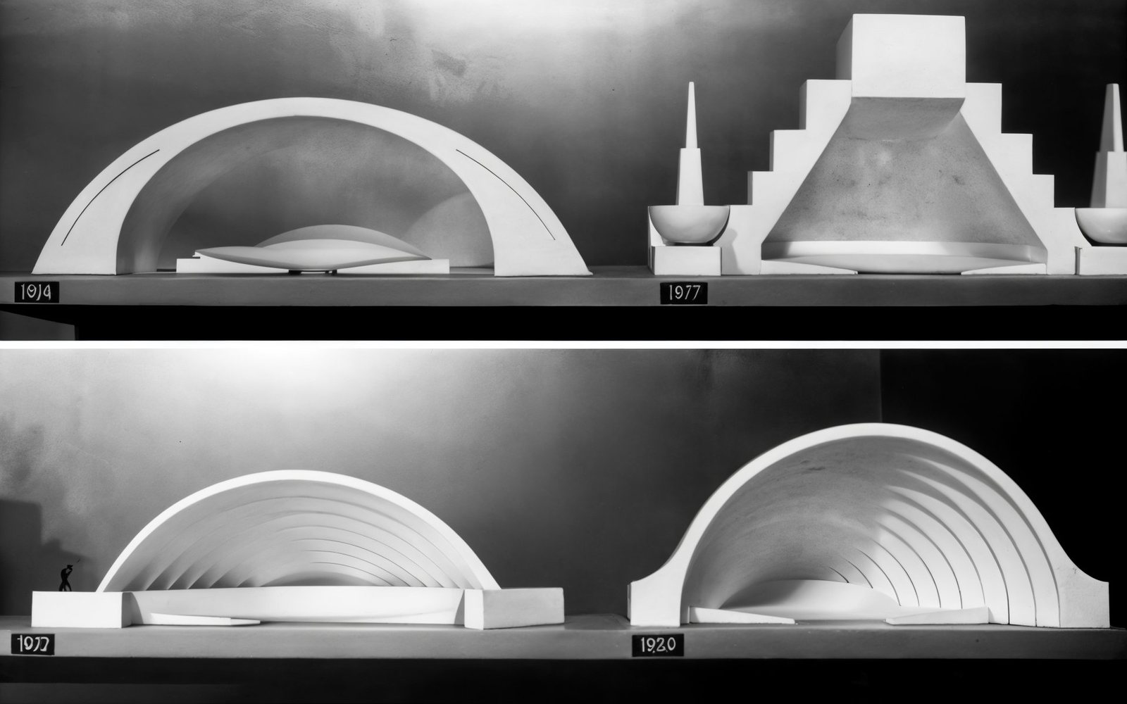 Maquettes des coques successives du Hollywood Bowl